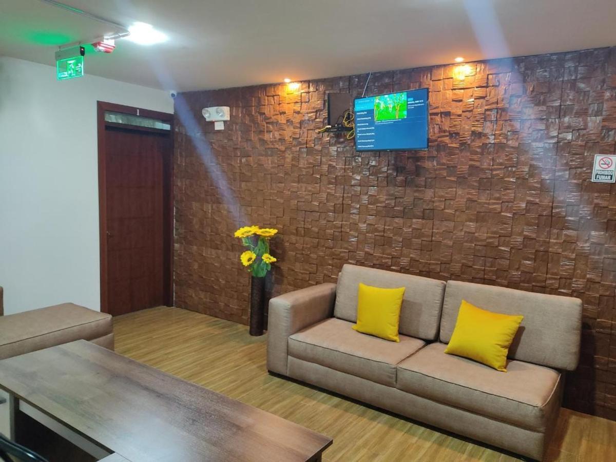 Hospedaje El Girasol Tababela Quito Eksteriør billede